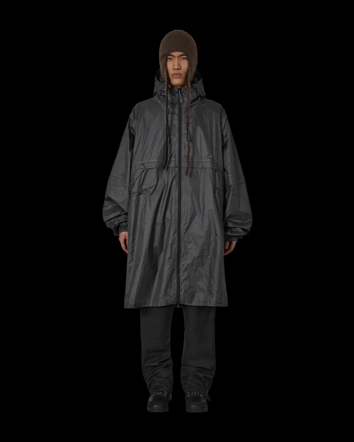 Surface Packable Grid Rain Coat